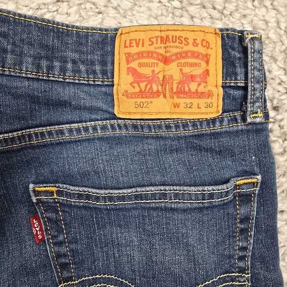 Levis 502 Jeans Mens 32x30 (Fits 30x27) Blue Tapered Whiskers Mid Rise Denim - Picture 8 of 15